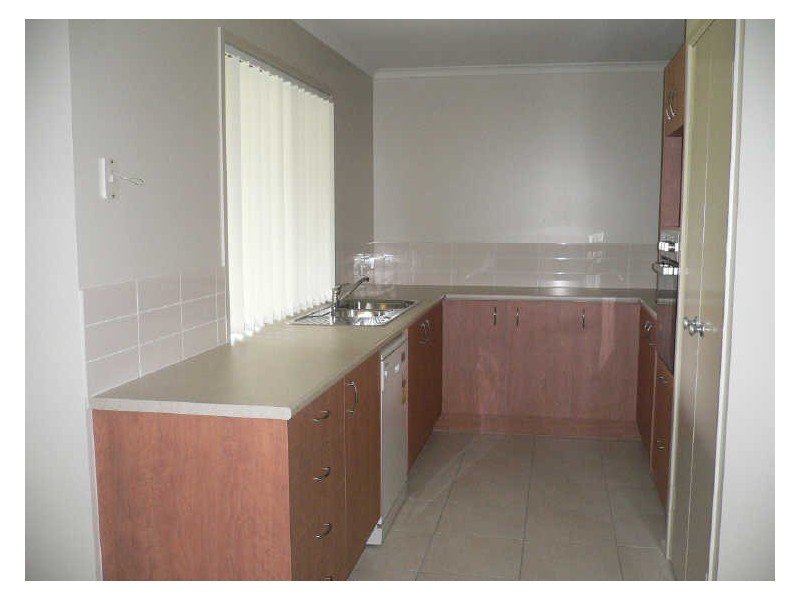 8 Maree Street, Bellmere QLD 4510