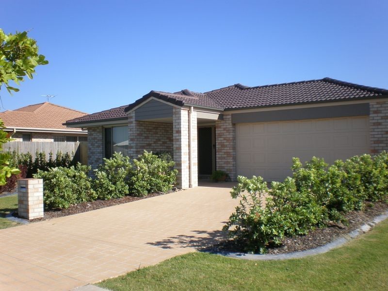 254 Bestman Rd, Sandstone Point QLD 4511