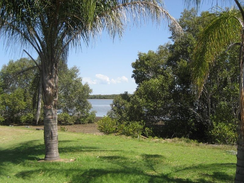 6 Timothy Esplande, Beachmere QLD 4510