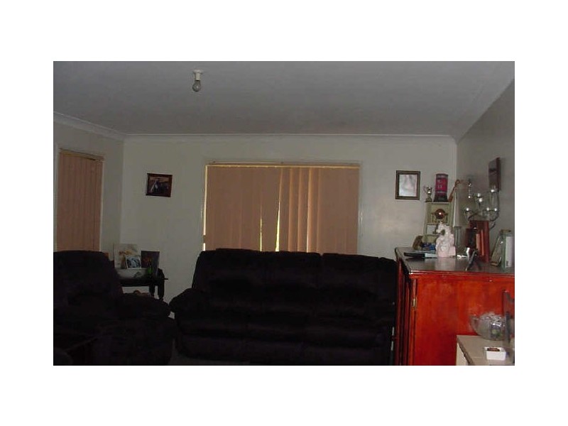 4 Jonathon Street, Morayfield QLD 4506