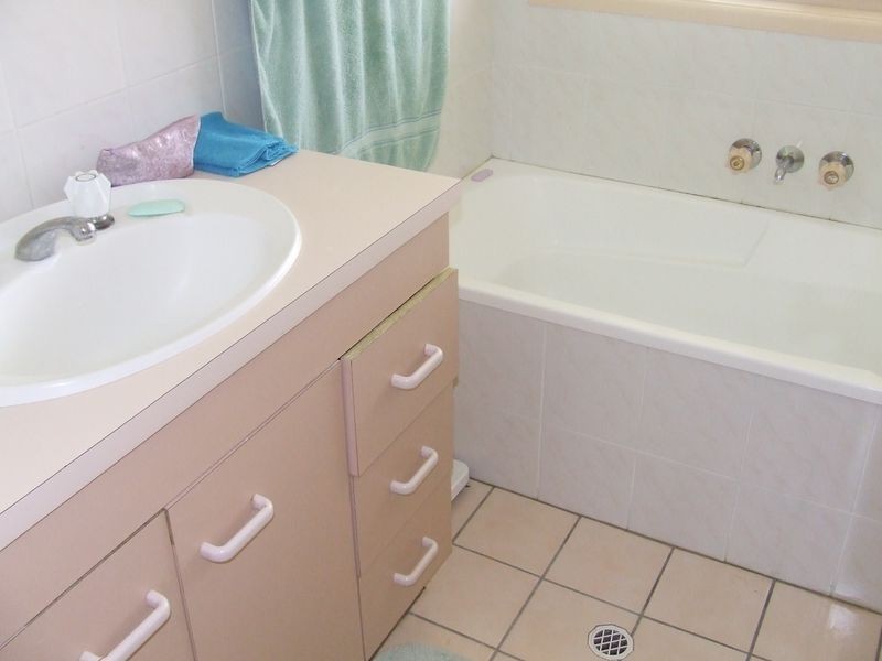 22 Crestwell Close, Morayfield QLD 4506