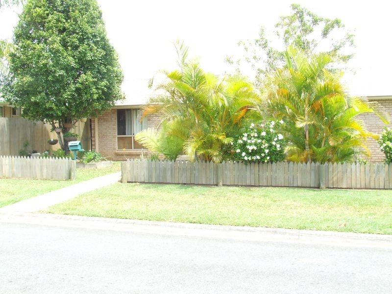 22 Crestwell Close, Morayfield QLD 4506