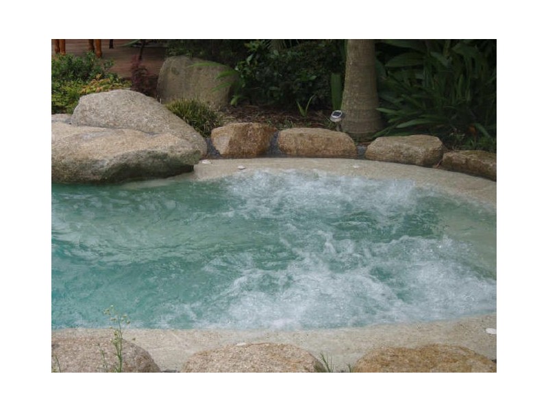 64 Breadsell Dr, Caboolture QLD 4510