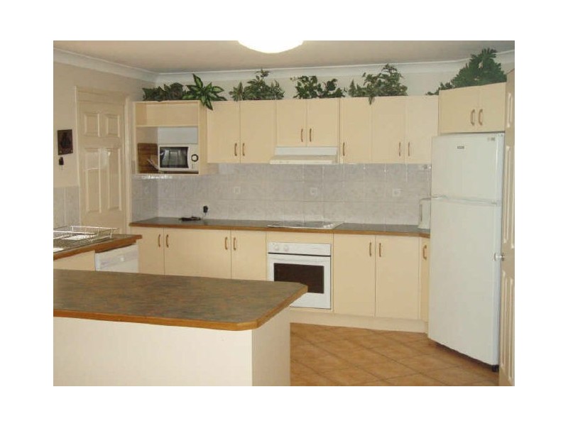 64 Breadsell Dr, Caboolture QLD 4510