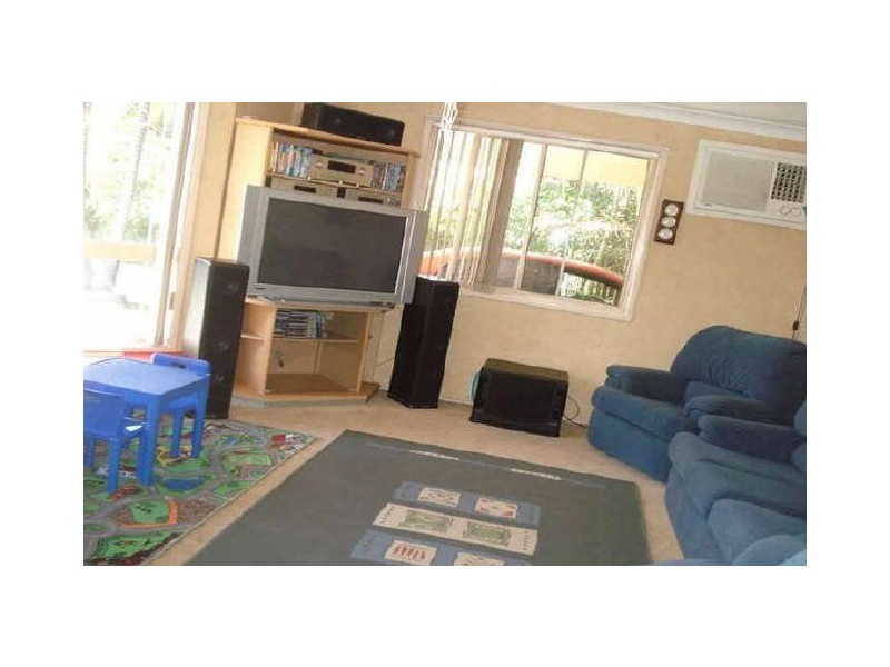 4 Evert Crt, Morayfield QLD 4506