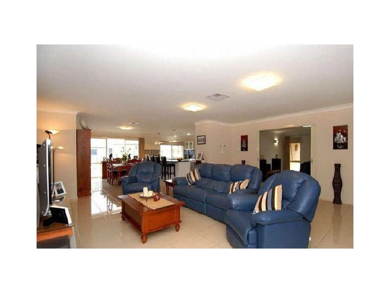 108 Mallard Court, Upper Caboolture QLD 4510