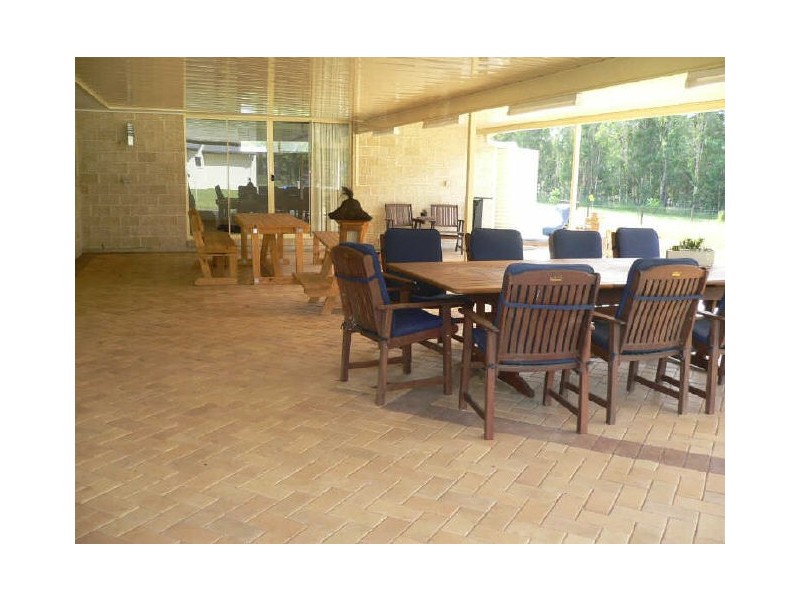 108 Mallard Court, Upper Caboolture QLD 4510