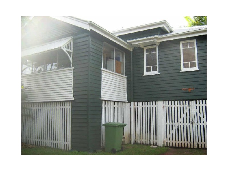 9 Francis St, Caboolture QLD 4510