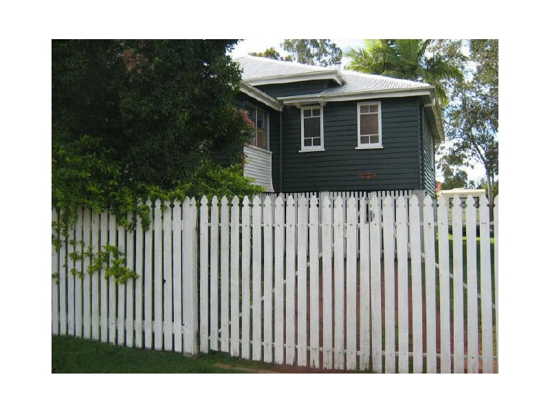 9 Francis St, Caboolture QLD 4510