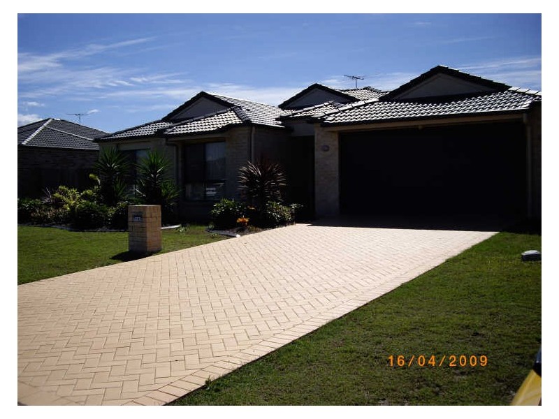 18 Gecko Rd, Ningi QLD 4511