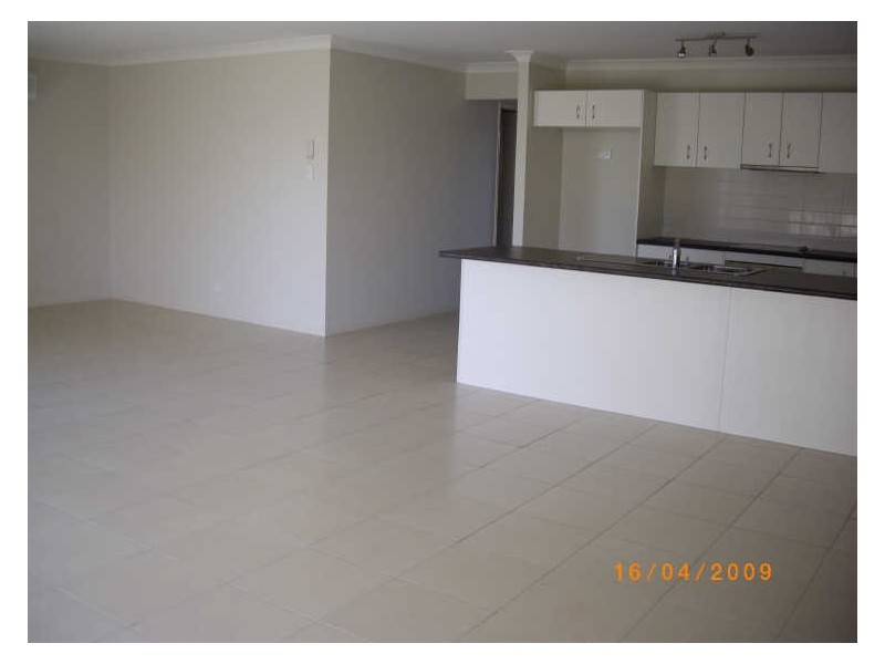 18 Gecko Rd, Ningi QLD 4511