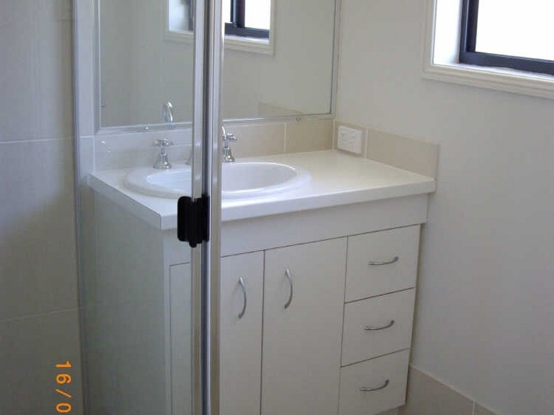 18 Gecko Rd, Ningi QLD 4511