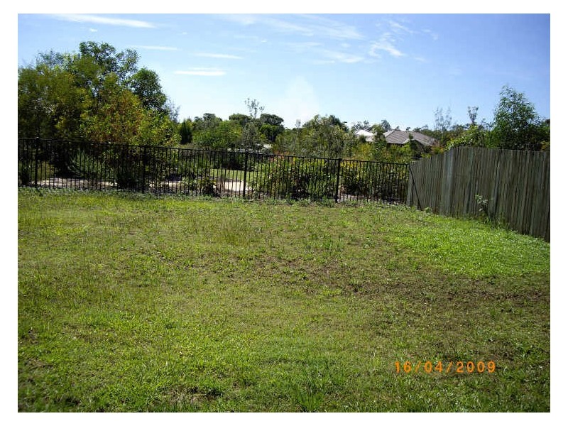 18 Gecko Rd, Ningi QLD 4511