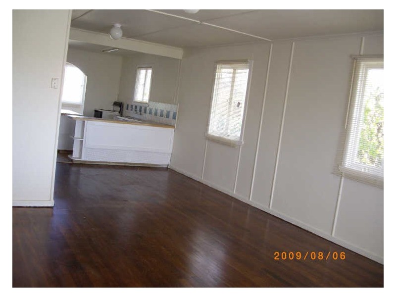 10 Lower King Street, Caboolture QLD 4510