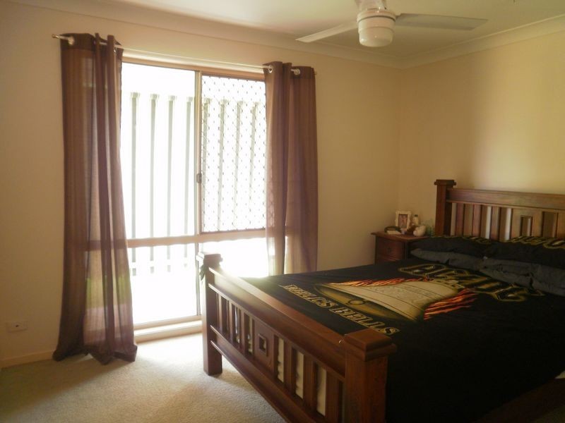 28 Hilldale Crescent, Morayfield QLD 4506