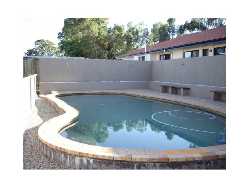 4 Keala Ct, Banksia Beach QLD 4507