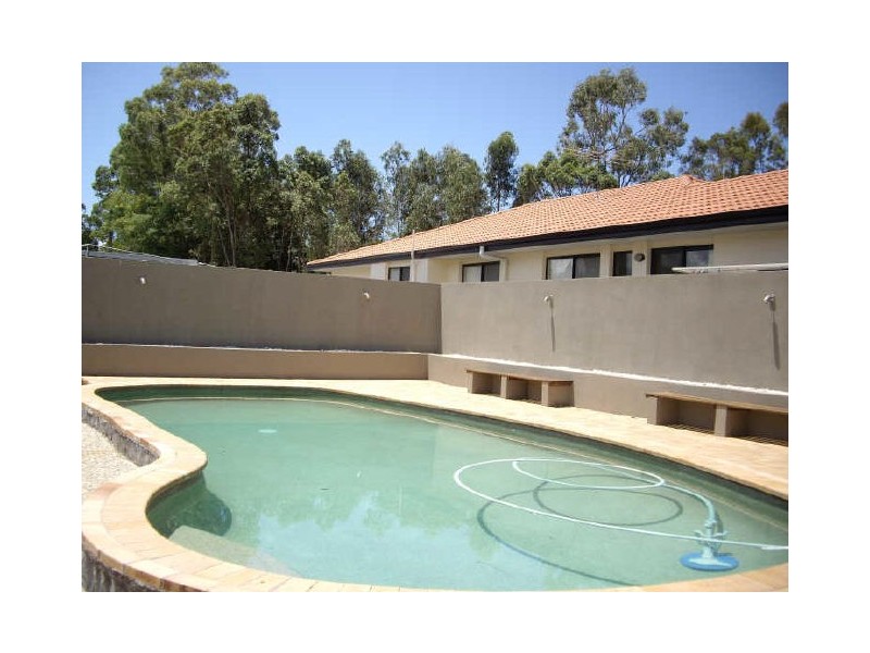 4 Keala Ct, Banksia Beach QLD 4507