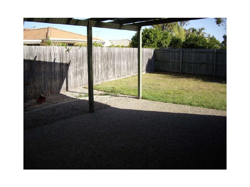 1/3 Headsail Dr, Banksia Beach QLD 4507