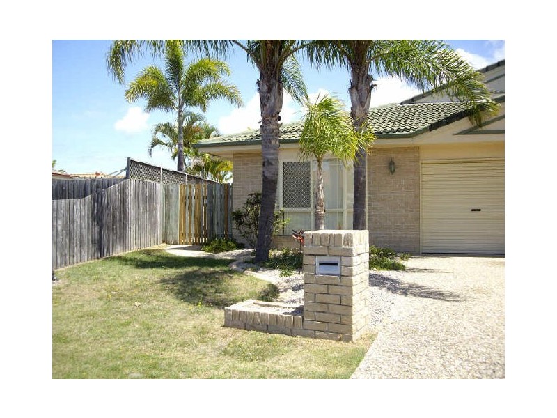1/3 Headsail Dr, Banksia Beach QLD 4507