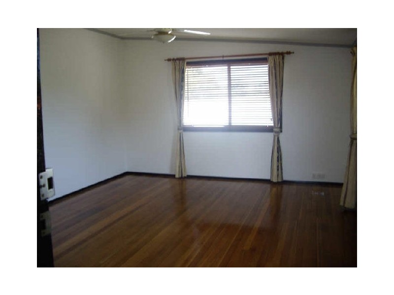 10 Topaz St, Caboolture QLD 4510