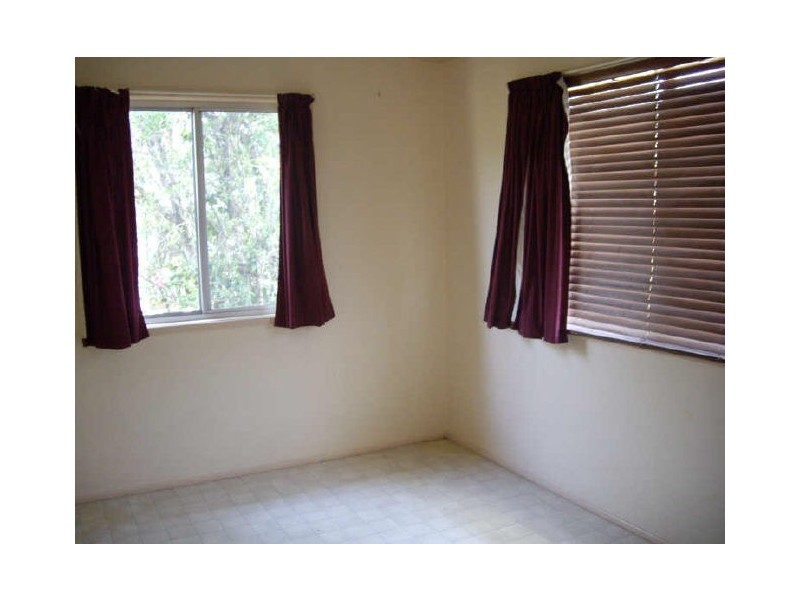 10 Topaz St, Caboolture QLD 4510