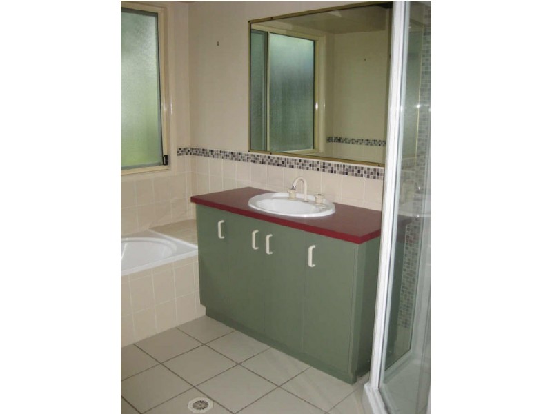 38 Shaun Parade, Caboolture QLD 4510