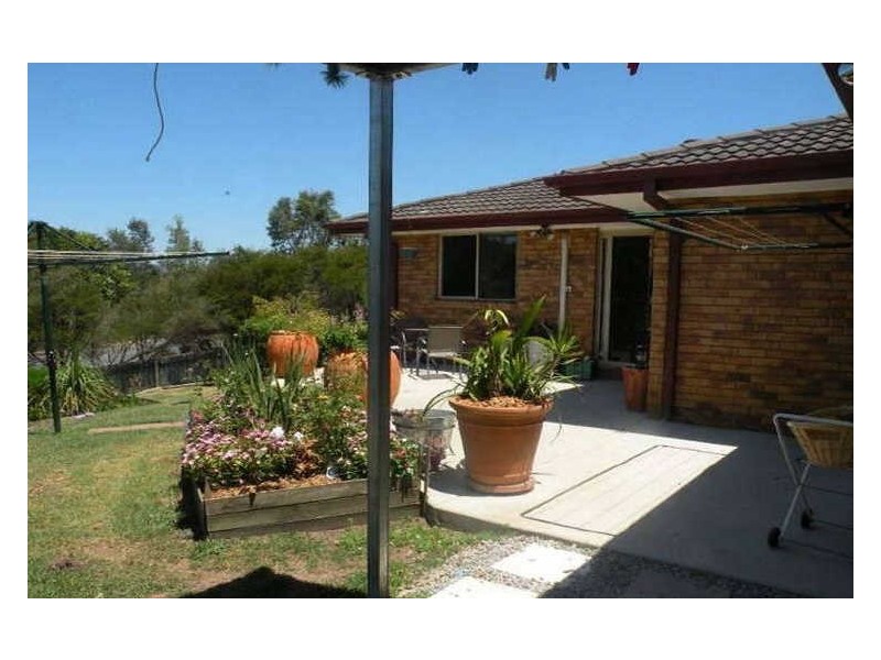 33 Crestridge Crescent, Morayfield QLD 4506