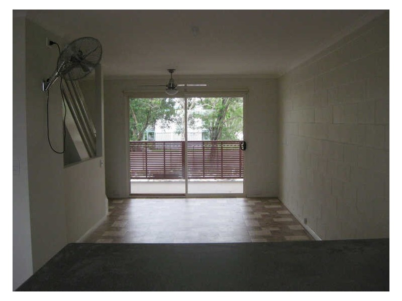 2/6 Railway Parade, Caboolture QLD 4510