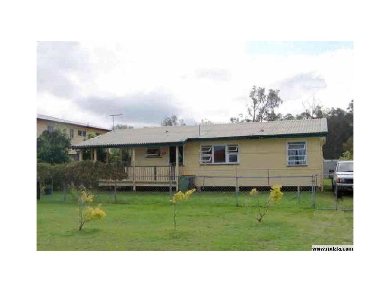 118 Biggs Dr, Beachmere QLD 4510