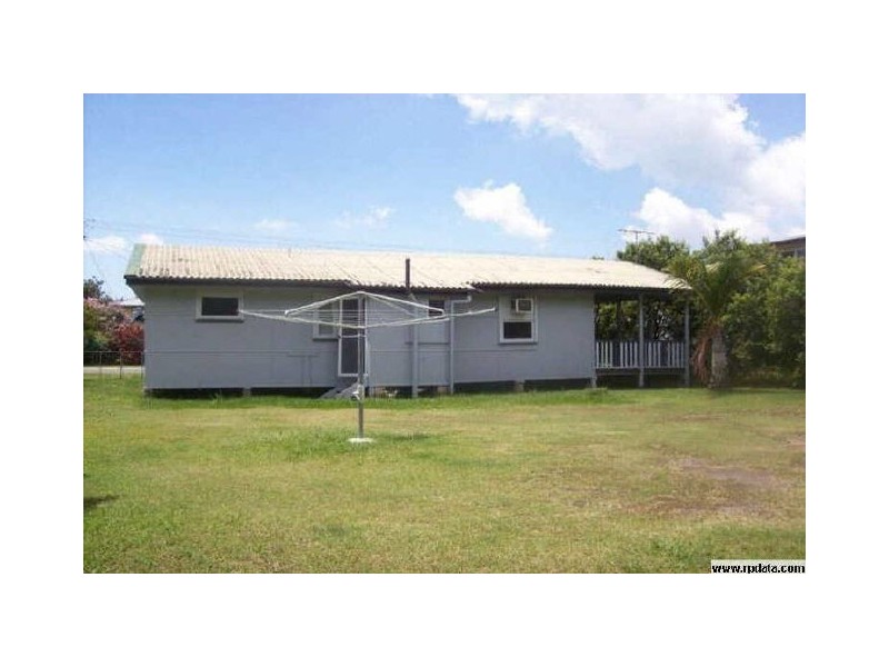 118 Biggs Dr, Beachmere QLD 4510