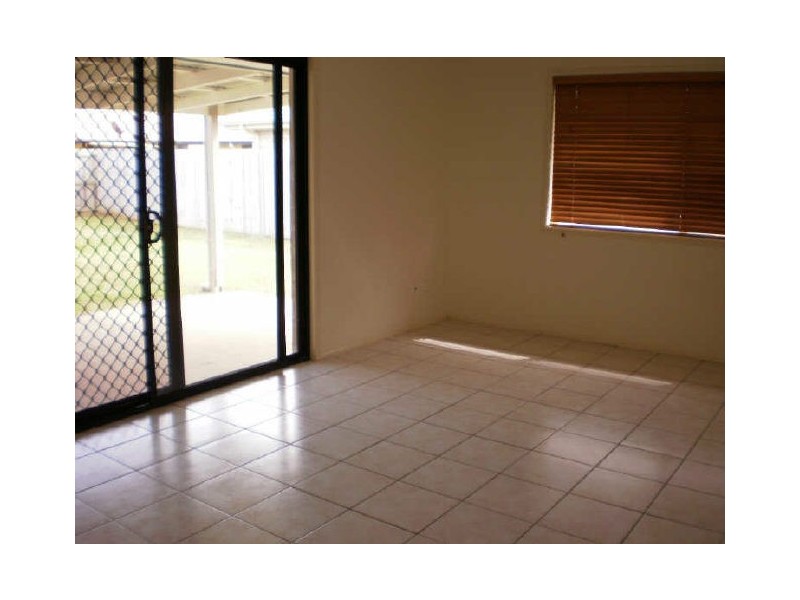 39 Allan Rd, Bellmere QLD 4510