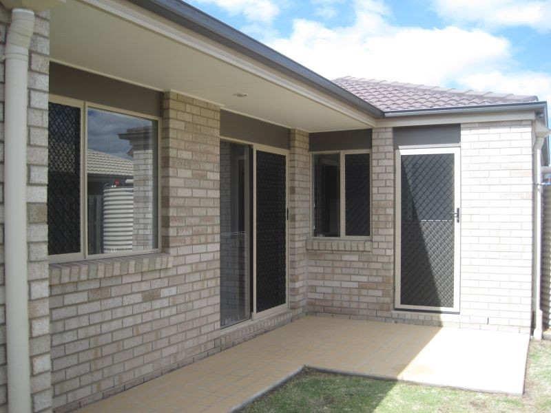 2 Hollywood Avenue, Bellmere QLD 4510