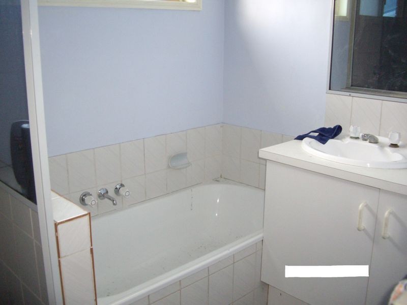 1/11 Honeysuckle Street, Caboolture QLD 4510