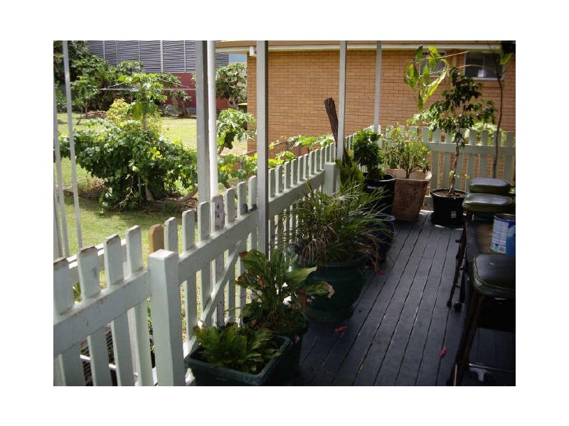 33 Elliot St, Caboolture QLD 4510