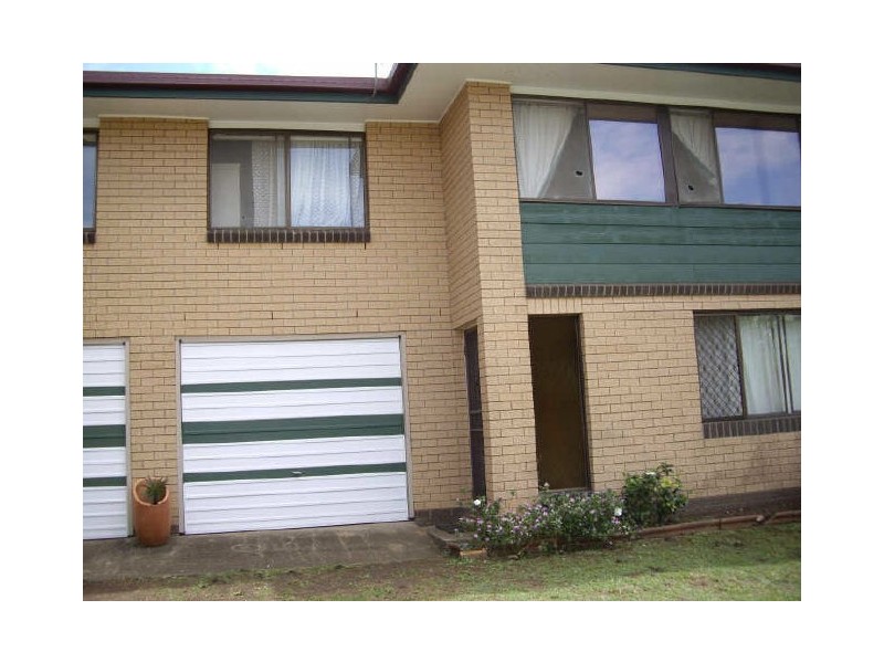 33 Elliot St, Caboolture QLD 4510