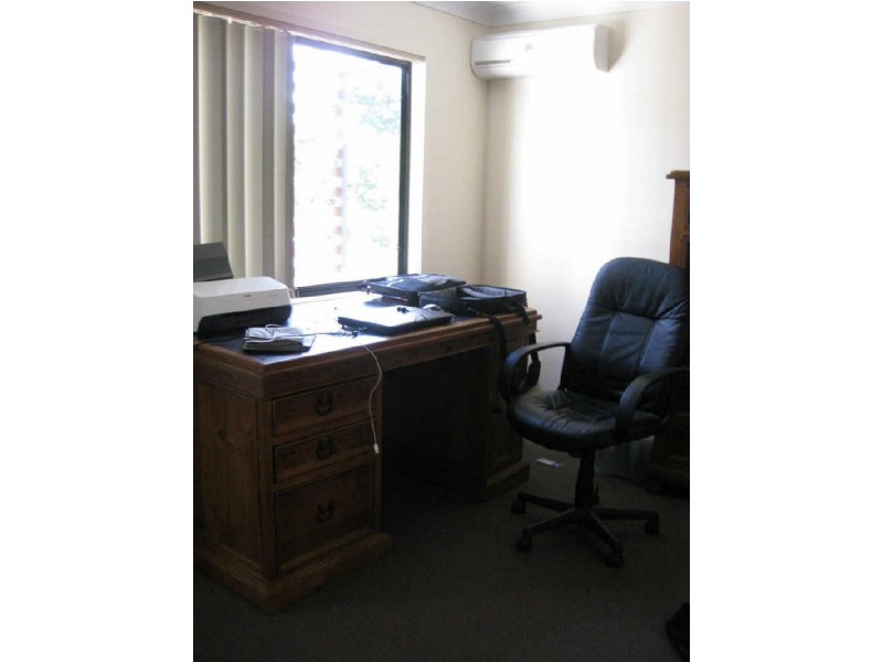 10/3-5 Mary St, Caboolture QLD 4510