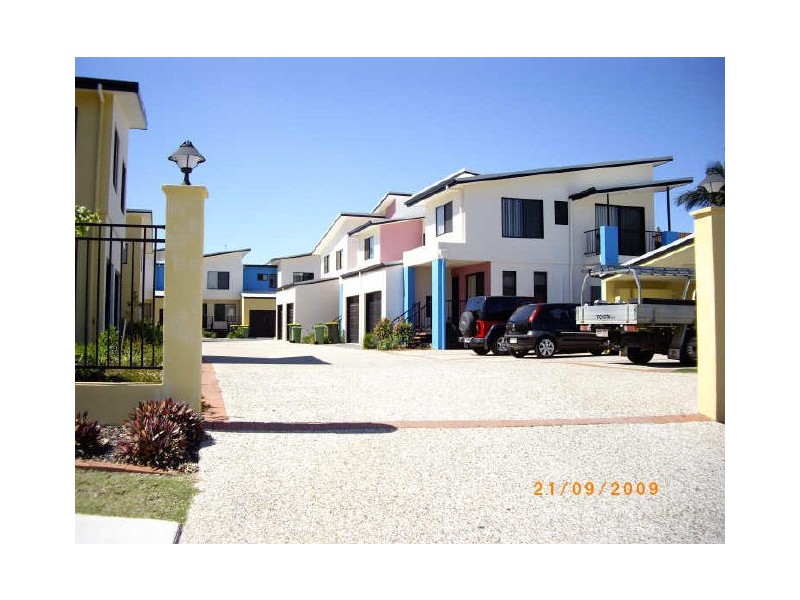 10/3-5 Mary St, Caboolture QLD 4510