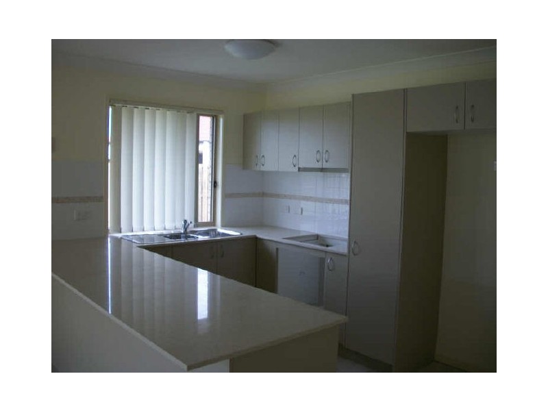 18 Dear Place, Bellmere QLD 4510