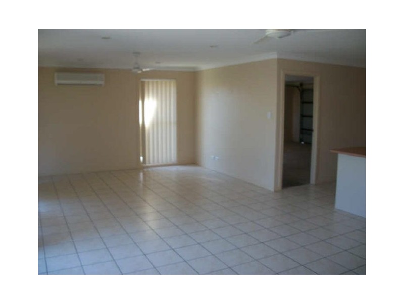 6 Radiata Crt, Morayfield QLD 4506