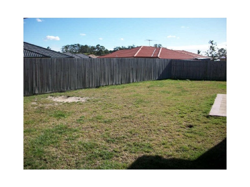 6 Radiata Crt, Morayfield QLD 4506
