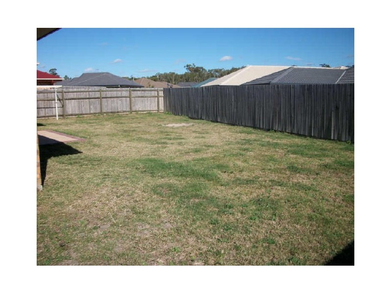 6 Radiata Crt, Morayfield QLD 4506