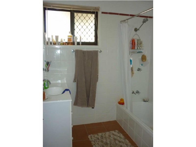 17 Mitchell St, Caboolture QLD 4510