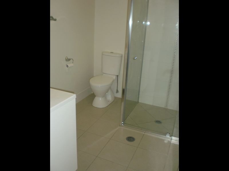 1/51 Sunflower Cr, Upper Caboolture QLD 4510