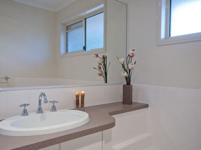 15b Gardenia St, Caboolture QLD 4510