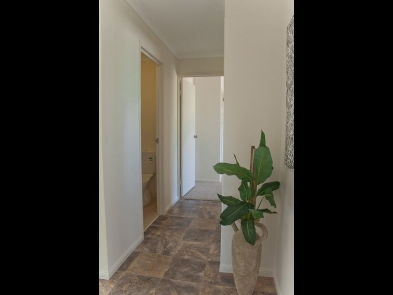 15b Gardenia St, Caboolture QLD 4510