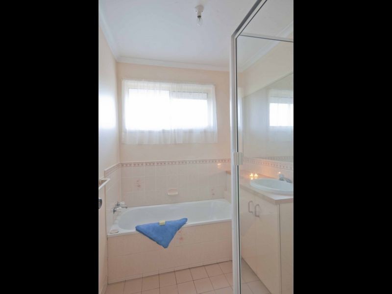 15a Gardenia St, Caboolture QLD 4510