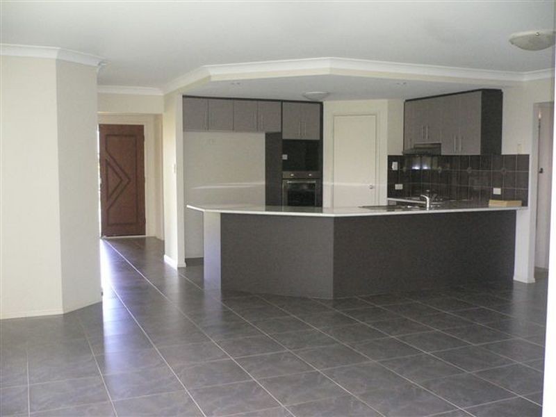 16 Briggs Drive, Caboolture QLD 4510