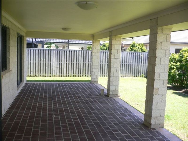 16 Briggs Drive, Caboolture QLD 4510