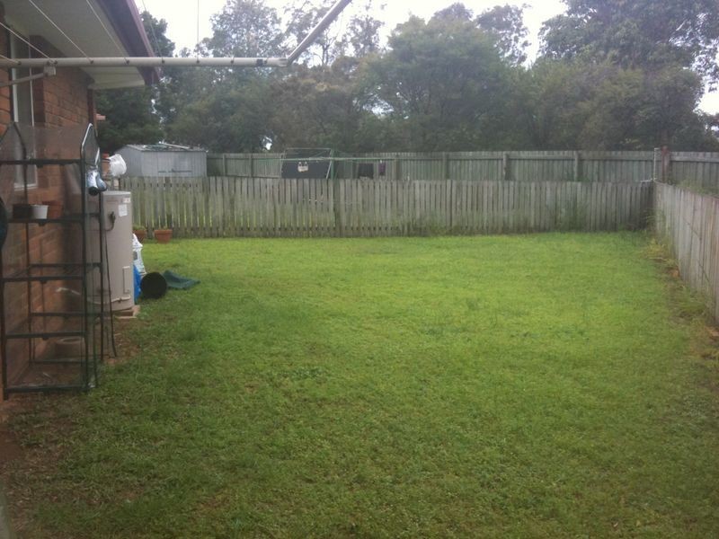 1 Hillgate Court, Morayfield QLD 4506
