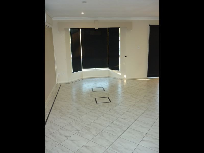 5 Kate Avenue, Deception Bay QLD 4508